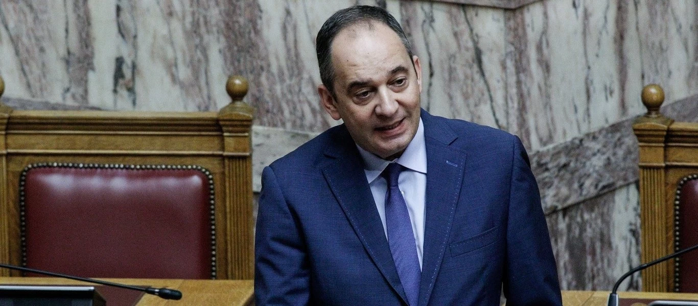 Γ.Πλακιωτάκης για καμπίνες καραντίνας: «Μελετάμε όλα τα ενδεχόμενα - Όταν είμαστε έτοιμοι θα κάνουμε ανακοινώσεις»